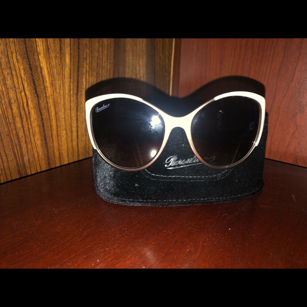 New Borsalino Italy sunglasses. Rare to find